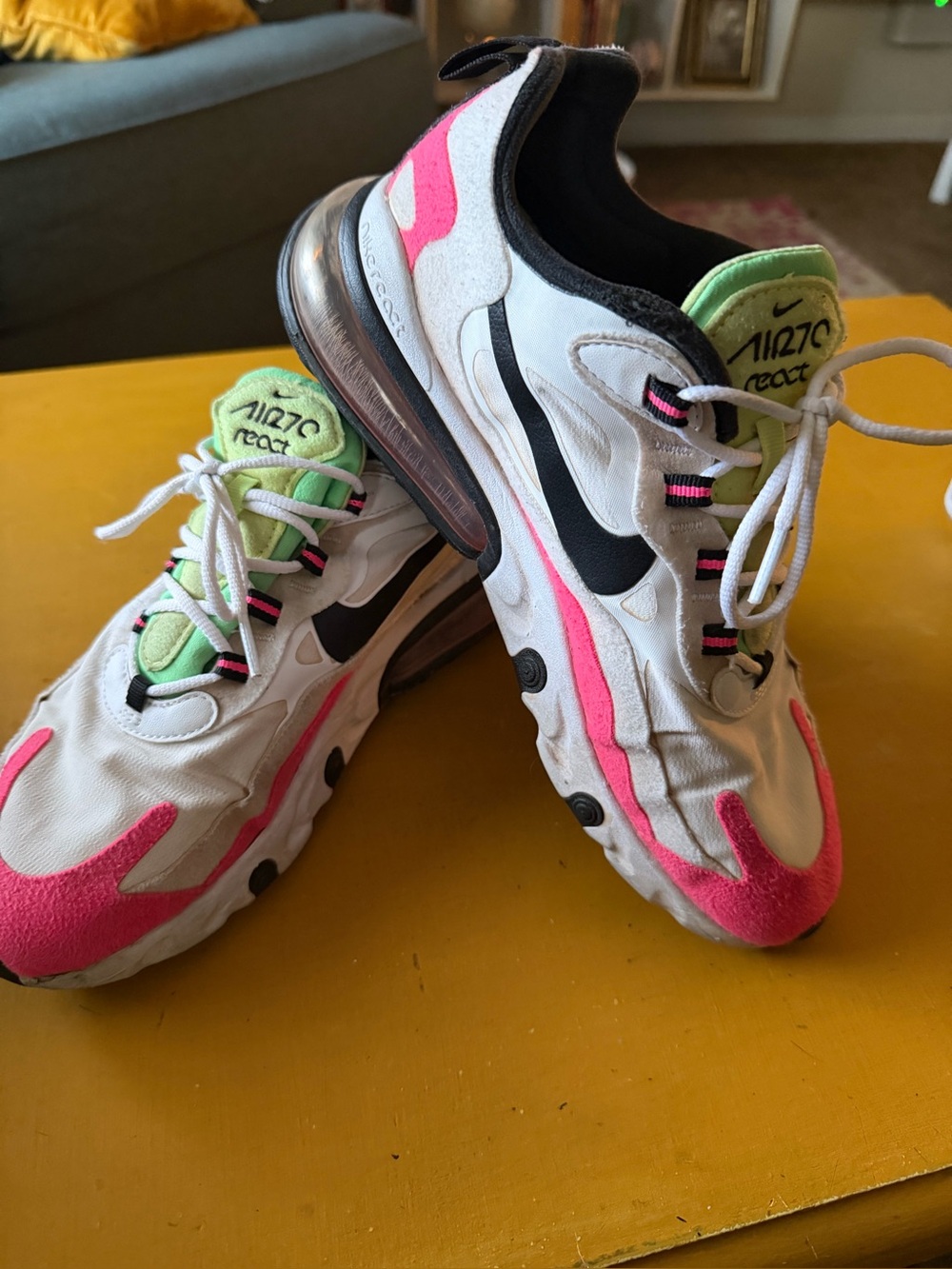 Nike Airmax 270 React